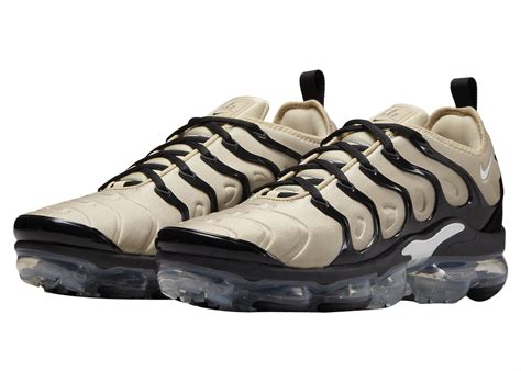 nike air vapormax plus beige black